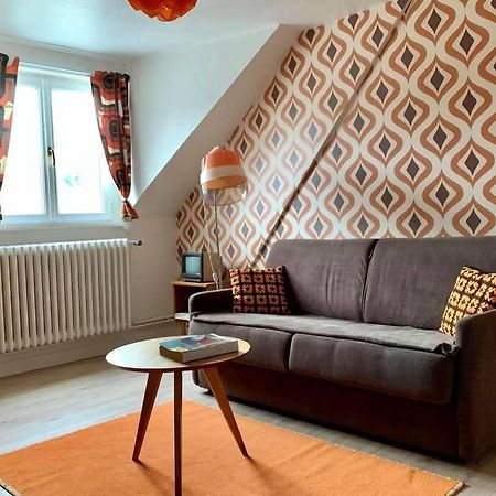 Appartement Vintage Avec Vue Sur Le Chateau بيرّفوندس المظهر الخارجي الصورة