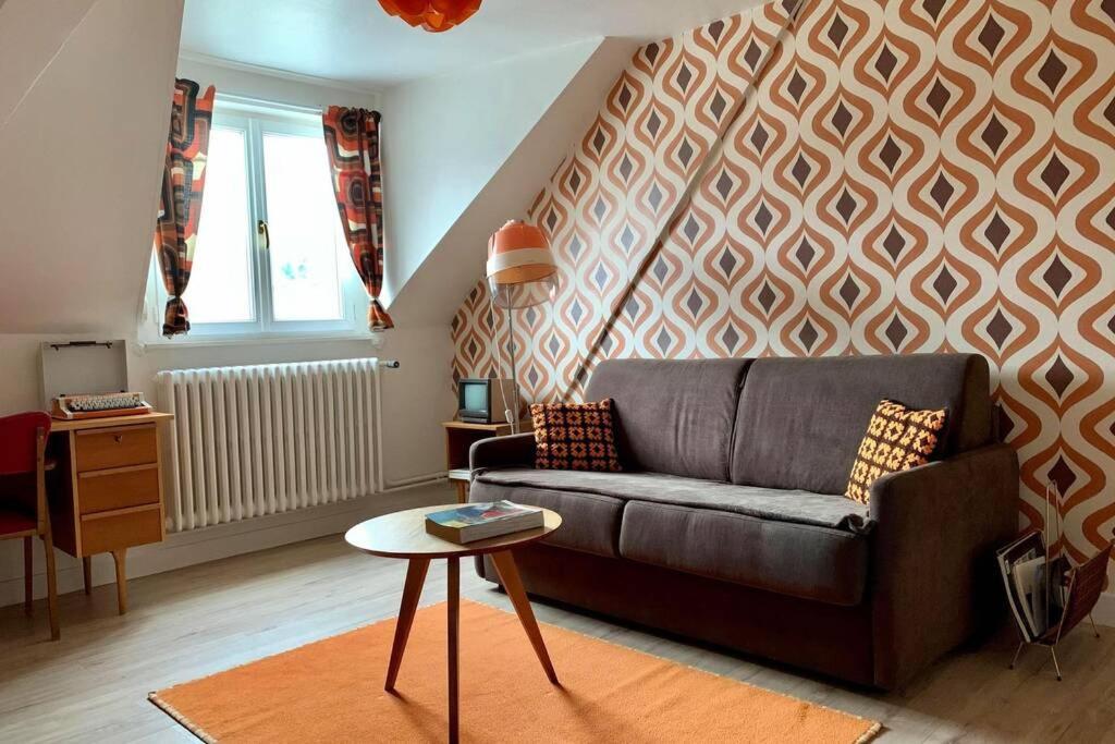 Appartement Vintage Avec Vue Sur Le Chateau بيرّفوندس المظهر الخارجي الصورة